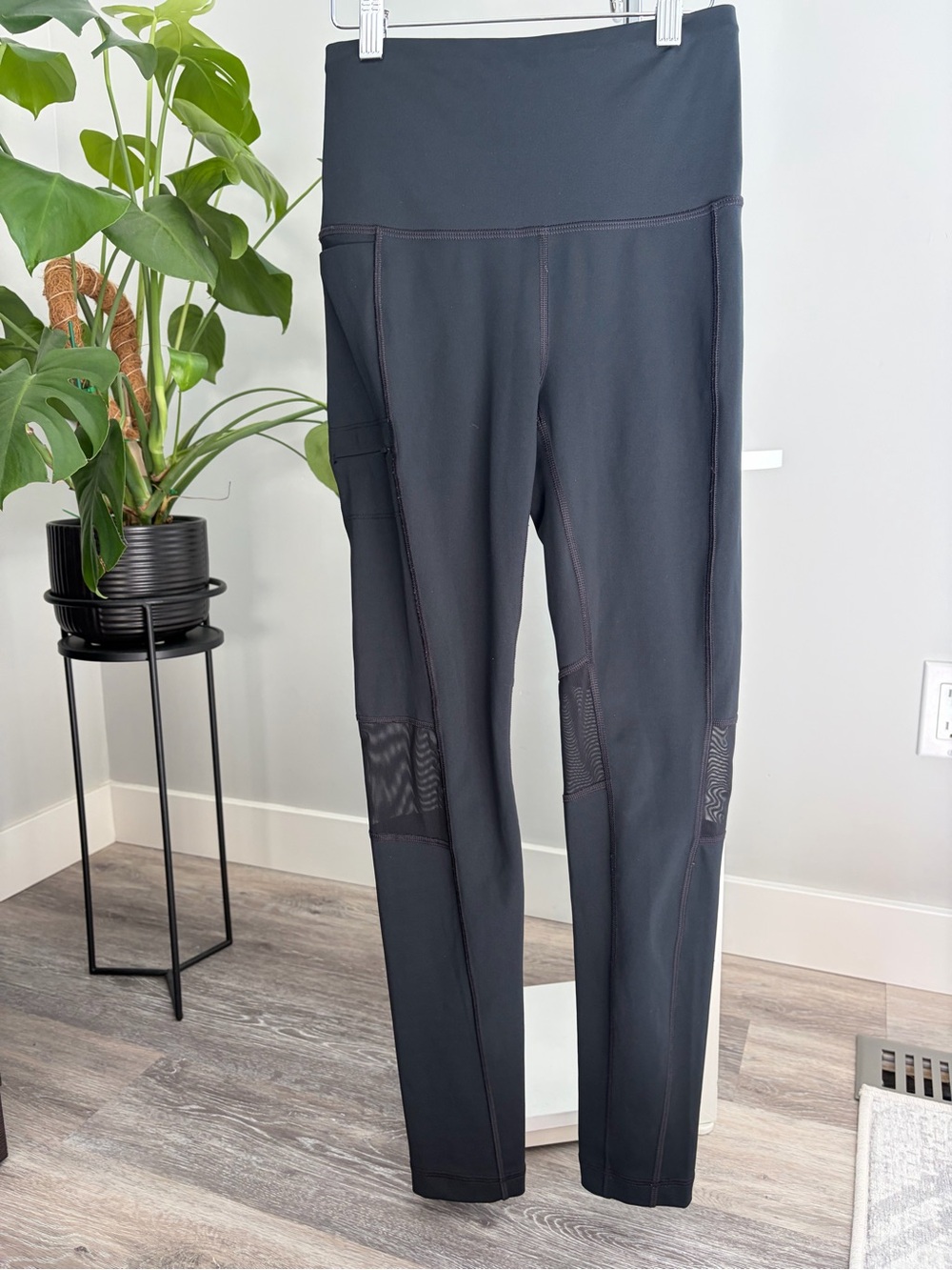 Lole Black High-Waist Leggings with Mesh Panels